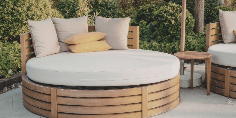 Outdoorpolster mit wasserdurchlaessigem Schaumstoff X-Dry